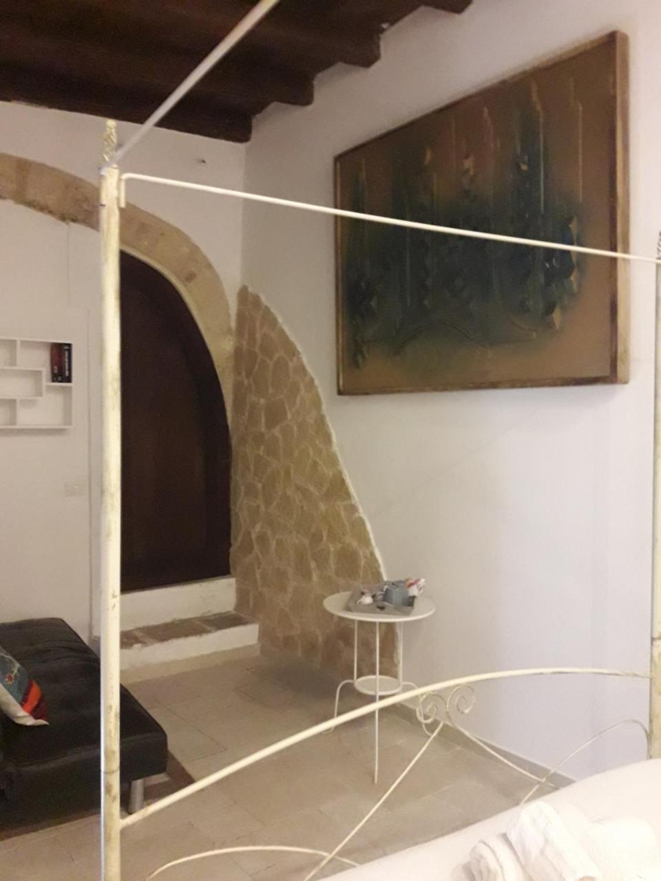 Abbazia Degli Svevi Hotel Bari Bagian luar foto